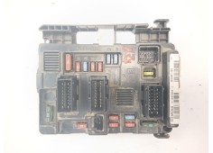 Recambio de caja reles / fusibles para citroën berlingo 2.0 hdi leader referencia OEM IAM 9650618580  