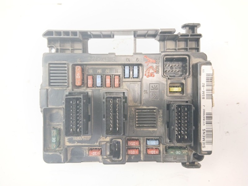 Recambio de caja reles / fusibles para citroën berlingo 2.0 hdi leader referencia OEM IAM 9650618580  