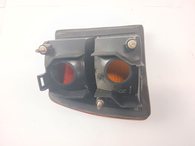 Recambio de piloto trasero derecho para seat toledo (1l) 1.9 d referencia OEM IAM 1LO945096  