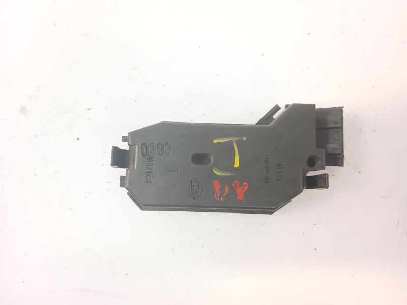 Recambio de portalamparas para seat toledo (1l) 1.9 d referencia OEM IAM 96163500  