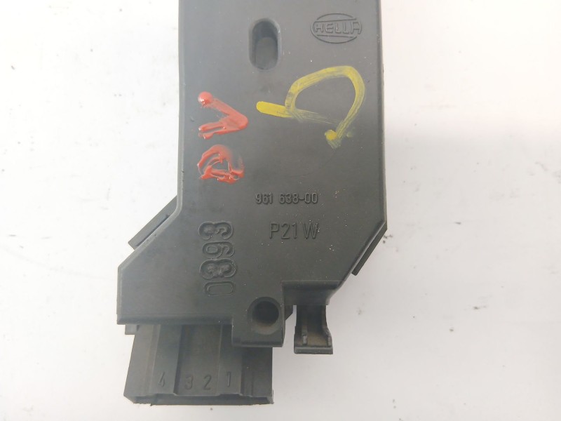 Recambio de portalamparas para seat toledo (1l) 1.9 d referencia OEM IAM 96163800  