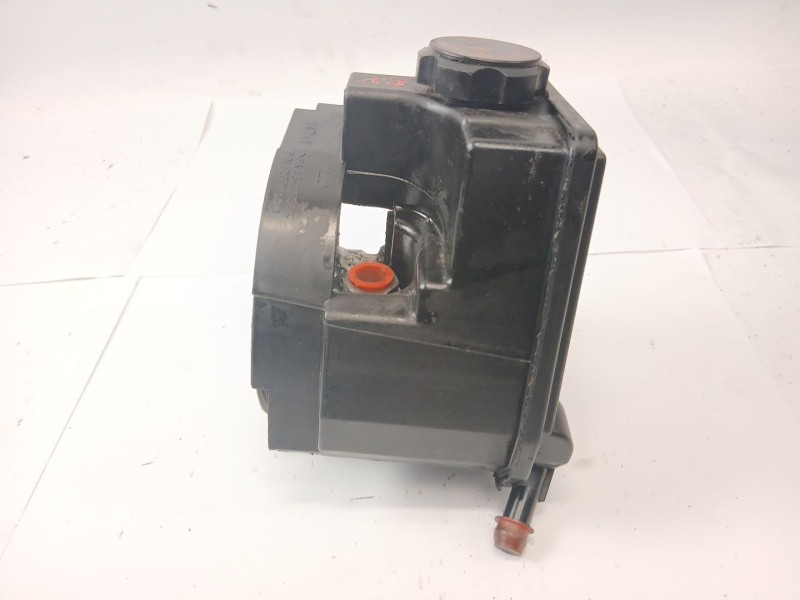 Recambio de bomba direccion para citroën berlingo 2.0 hdi leader referencia OEM IAM 04050407  