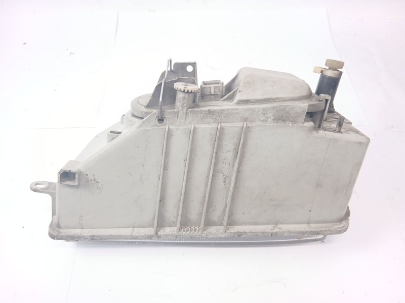Recambio de faro derecho para seat toledo (1l) 1.9 d referencia OEM IAM 961574  