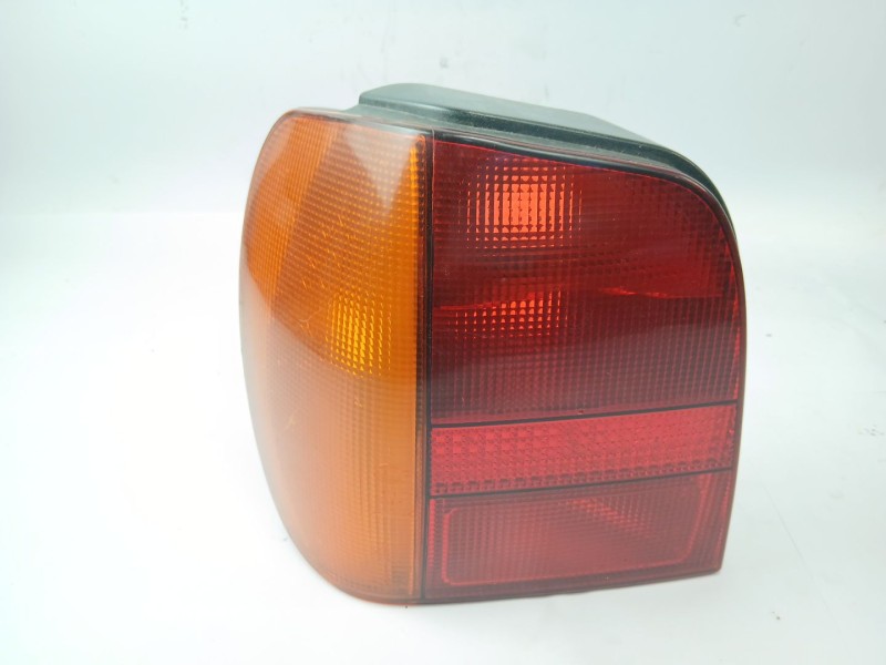 Recambio de piloto trasero izquierdo para volkswagen polo iii (6n1) 50 1.0 referencia OEM IAM 945095  