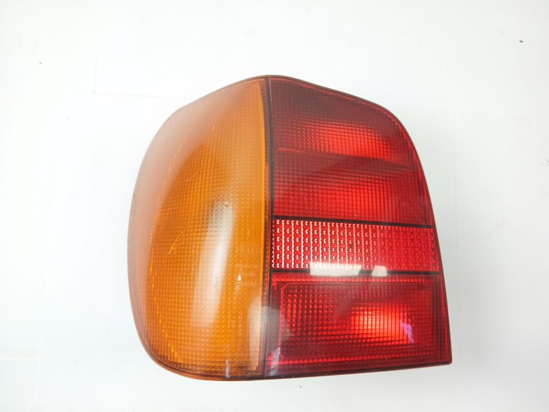 Recambio de piloto trasero izquierdo para volkswagen polo iii (6n1) 50 1.0 referencia OEM IAM 945095  