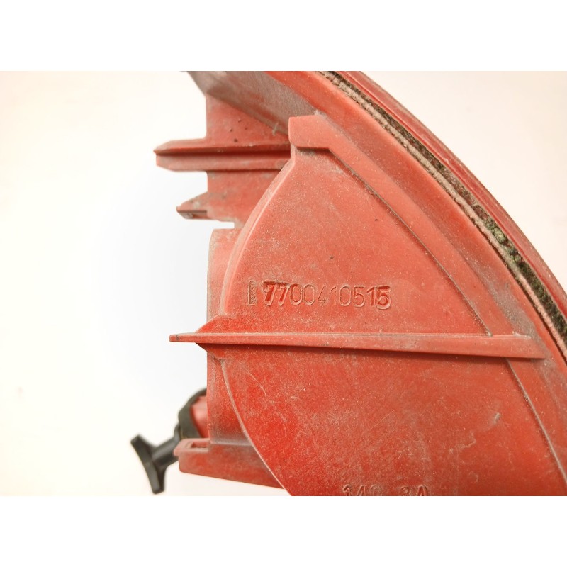 Recambio de piloto trasero izquierdo para renault clio ii (bb_, cb_) 1.4 (b/cb0c, b/cb0s) referencia OEM IAM 7700410515  