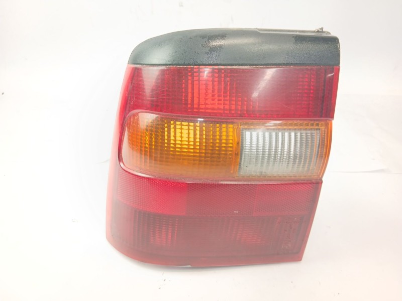 Recambio de piloto trasero izquierdo para opel vectra a fastback (88_, 89_) 1.8 i cat referencia OEM IAM   
