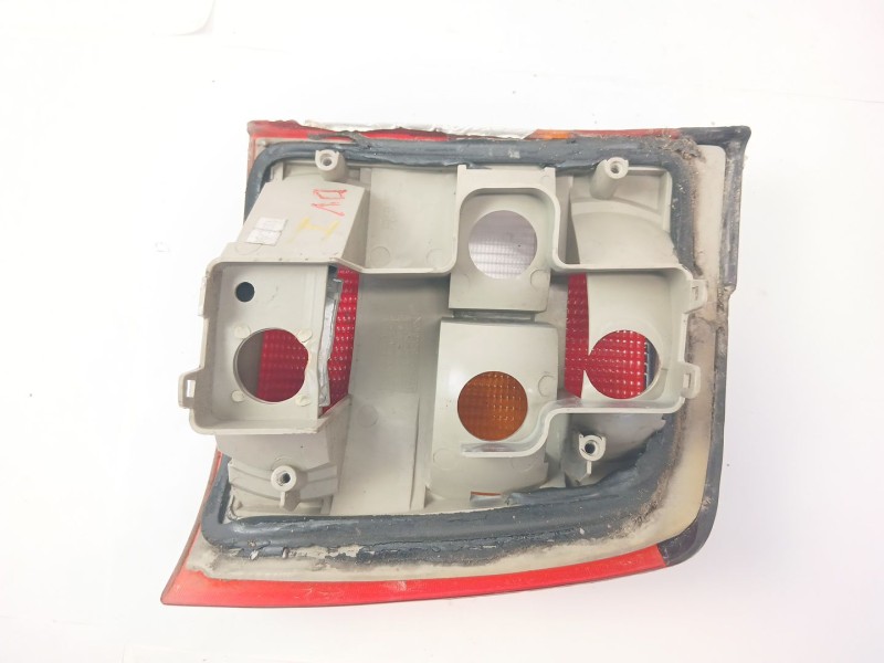 Recambio de piloto trasero izquierdo para opel vectra a fastback (88_, 89_) 1.8 i cat referencia OEM IAM   