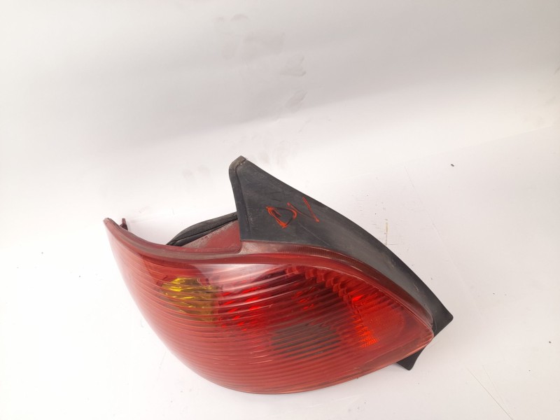 Recambio de piloto trasero izquierdo para peugeot 206 hatchback (2a/c) 1.9 d referencia OEM IAM   