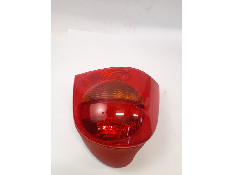 Recambio de piloto trasero izquierdo para renault twingo i (c06_) 1.2 (c067) referencia OEM IAM   
