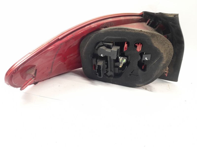 Recambio de piloto trasero derecho para peugeot 206 hatchback (2a/c) 1.9 d referencia OEM IAM   