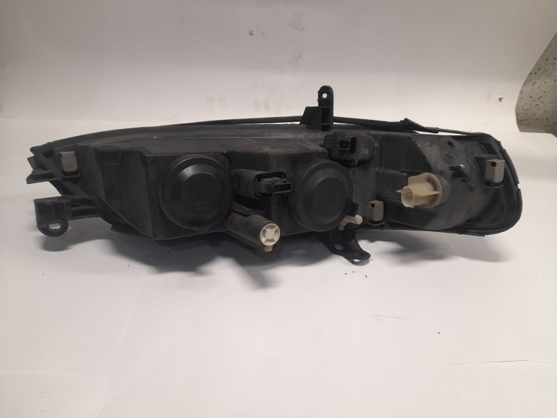 Recambio de faro izquierdo para opel vectra b (j96) 1.8 i 16v (f19) referencia OEM IAM   