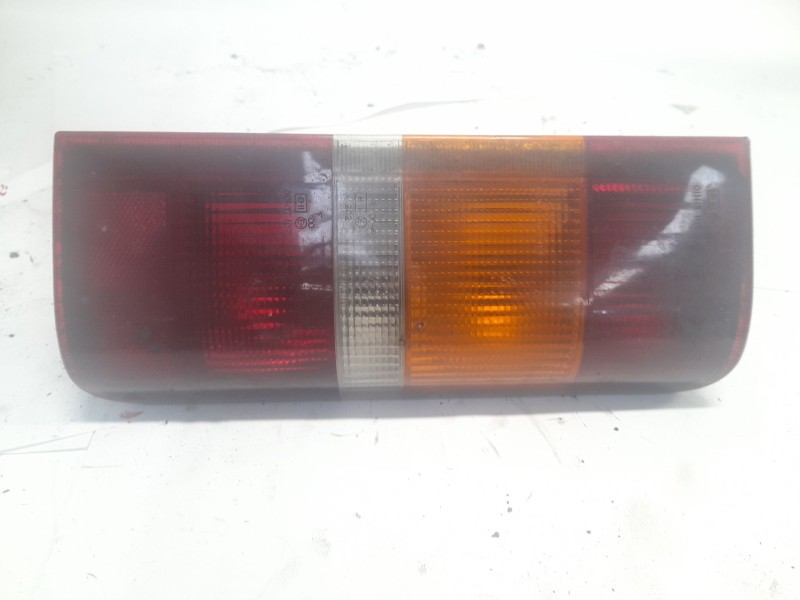 Recambio de piloto trasero derecho para ford courier furgoneta/monovolumen (f3l, f5l) 1.8 d referencia OEM IAM   