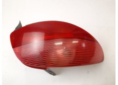 Recambio de piloto trasero izquierdo para peugeot 206 berlina xr referencia OEM IAM 2531G  