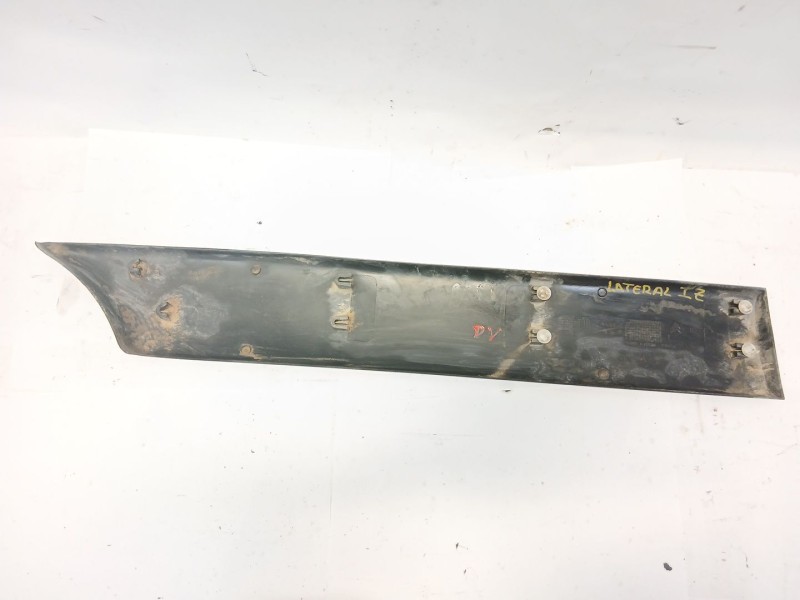 Recambio de moldura para citroën berlingo 2.0 hdi leader referencia OEM IAM 9619030377  