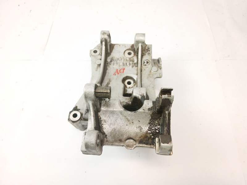Recambio de soporte motor para citroën berlingo 2.0 hdi leader referencia OEM IAM 9643834880  
