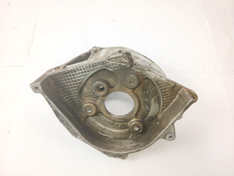 Recambio de soporte bomba inyeccion para citroën berlingo 2.0 hdi leader referencia OEM IAM 96389217  