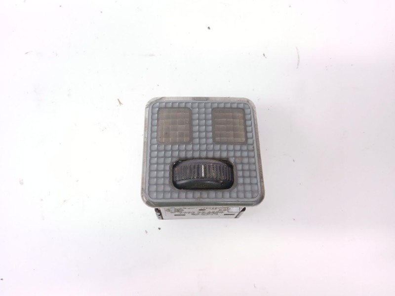 Recambio de luz interior para citroën berlingo 2.0 hdi leader referencia OEM IAM 9607449080  