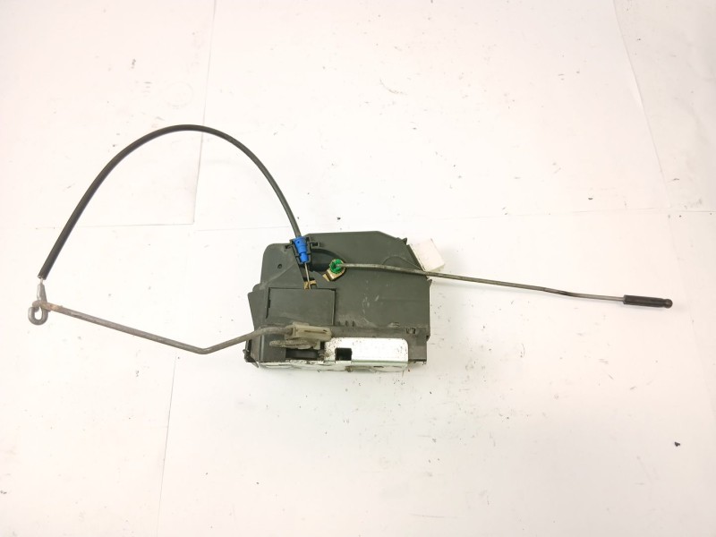 Recambio de cerradura puerta delantera derecha para mg mg zt cdti referencia OEM IAM V0656  