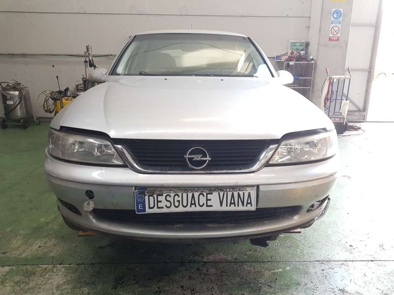 opel vectra b hatchback (j96) del año 2000
