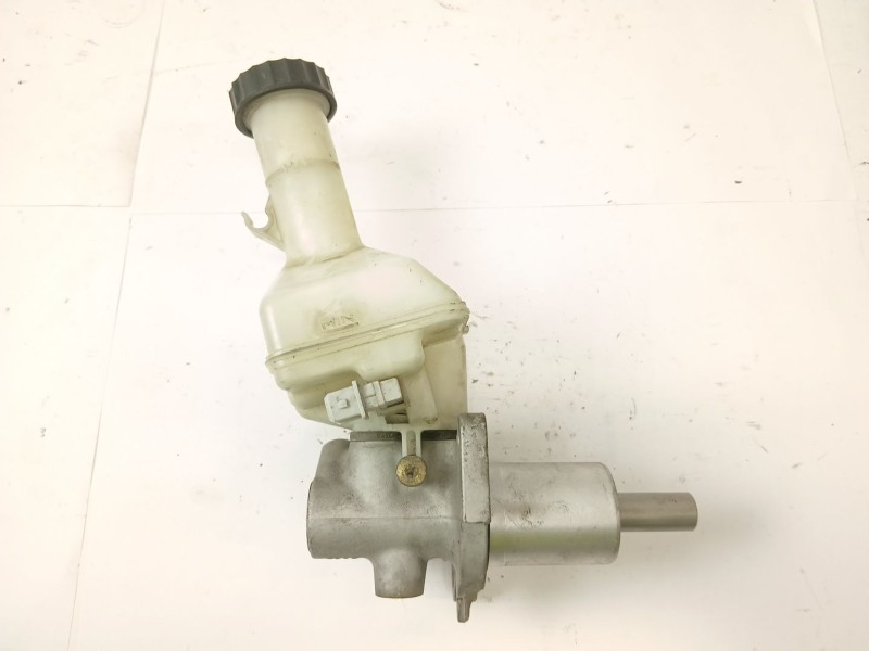 Recambio de bomba freno para mg mg zt cdti referencia OEM IAM 74471177  