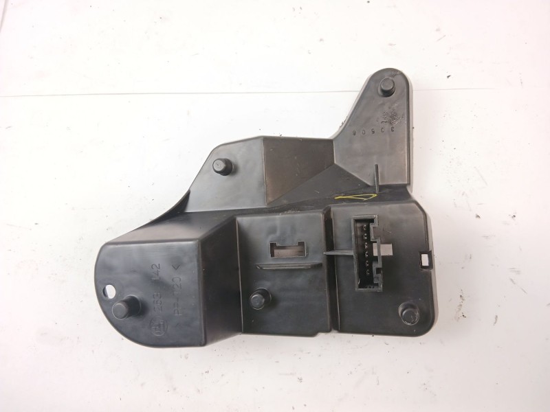 Recambio de portalamparas para mg mg zt cdti referencia OEM IAM   