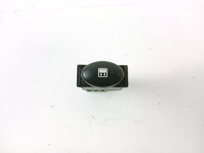 Recambio de interruptor para mg mg zt cdti referencia OEM IAM YUG102030  