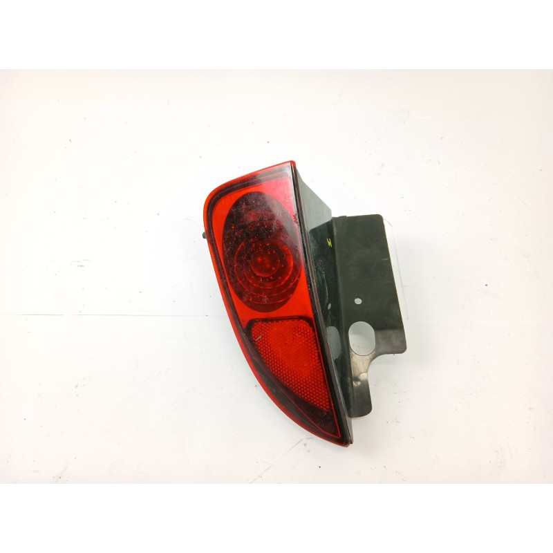 Recambio de piloto trasero izquierdo paragolpes para renault espace iv (jk0) 1.9 dci (jk0u) referencia OEM IAM 8200027155  
