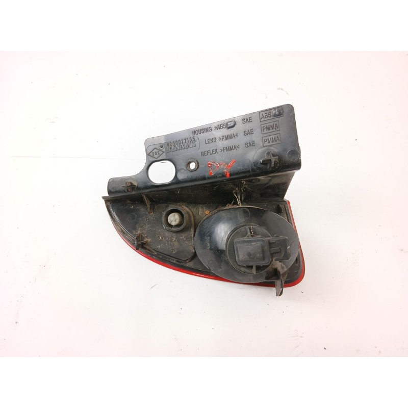 Recambio de piloto trasero izquierdo paragolpes para renault espace iv (jk0) 1.9 dci (jk0u) referencia OEM IAM 8200027155  