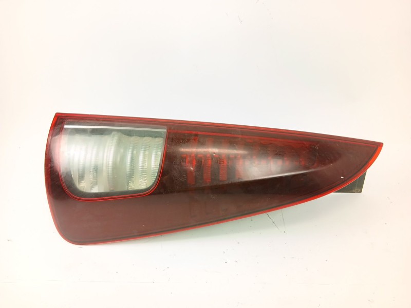 Recambio de piloto trasero derecho para renault espace iv (jk0) 1.9 dci (jk0u) referencia OEM IAM 8200394724  
