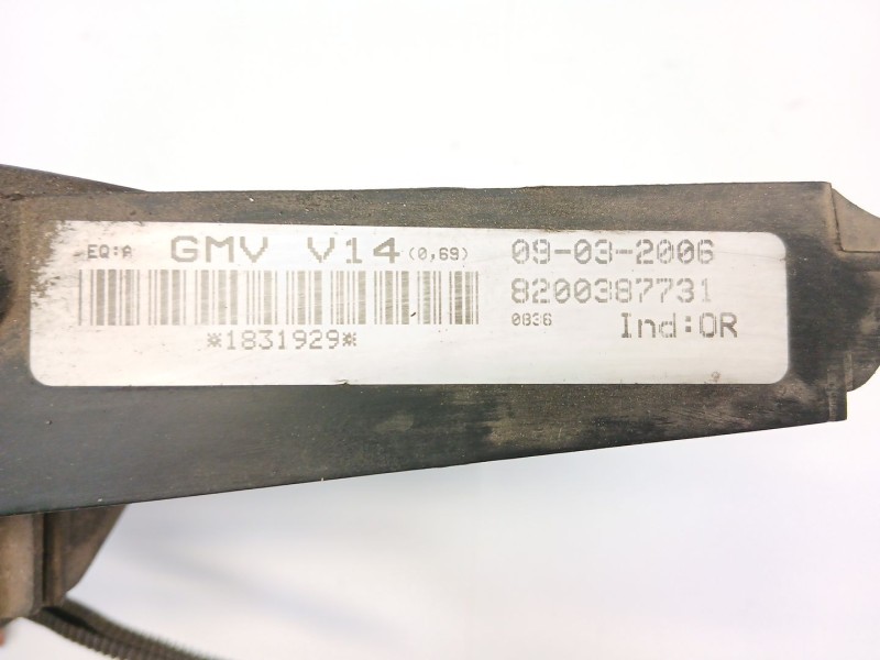 Recambio de electroventilador para renault espace iv (jk0) 1.9 dci (jk0u) referencia OEM IAM 8200387731  