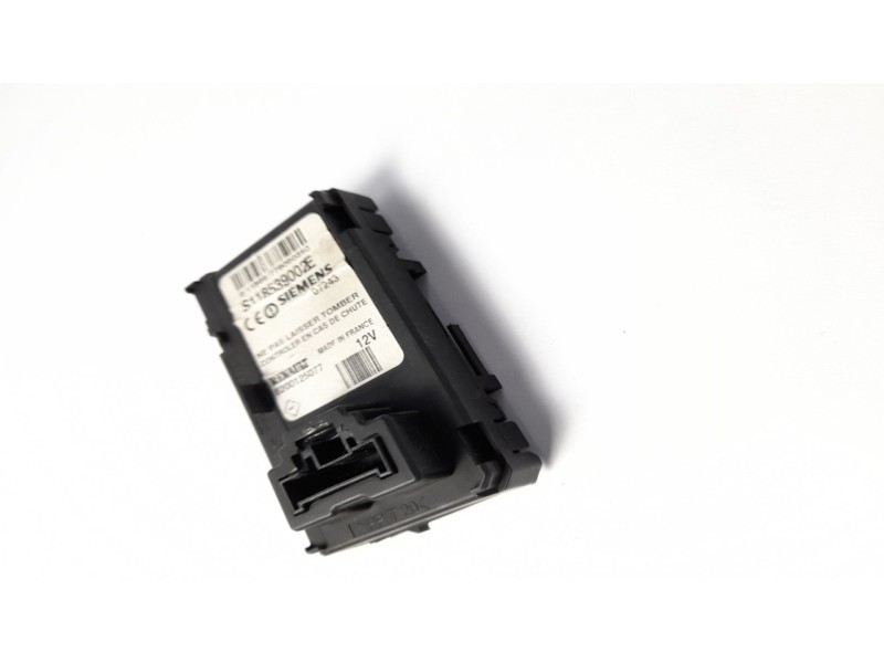 Recambio de centralita inmovilizador para renault scenic ii 1.5 dci diesel referencia OEM IAM 8200125077  