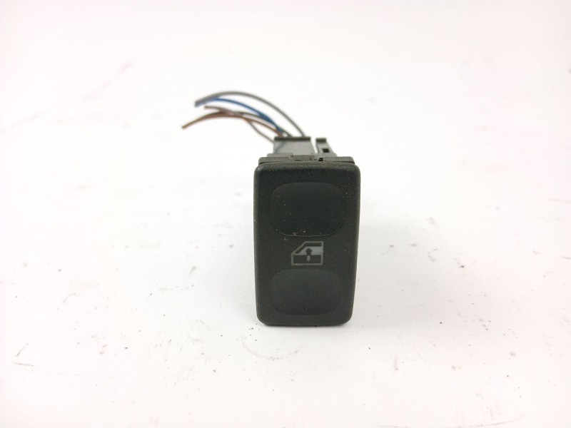 Recambio de mando elevalunas trasero izquierdo para seat toledo i (1l2) 2.0 i referencia OEM IAM   