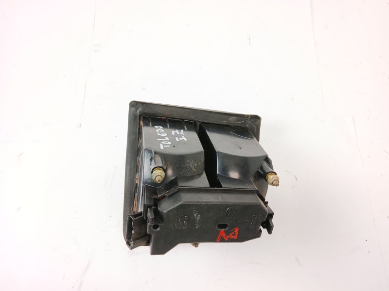 Recambio de piloto trasero izquierdo para seat toledo i (1l2) 2.0 i referencia OEM IAM 1LO945095A  