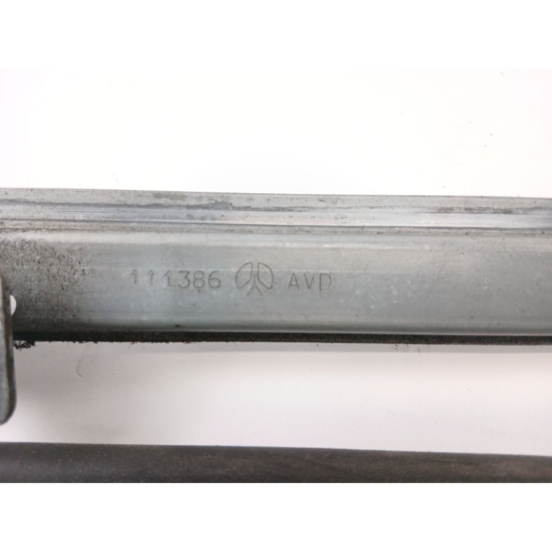 Recambio de elevalunas delantero derecho para citroën jumpy i furgoneta (bs_, bt_, by_, bz_) 1.9 td referencia OEM IAM 111386  