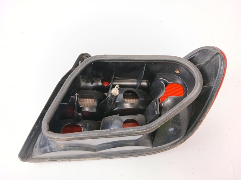 Recambio de piloto trasero izquierdo para citroën xsara (n1) 1.9 td referencia OEM IAM   