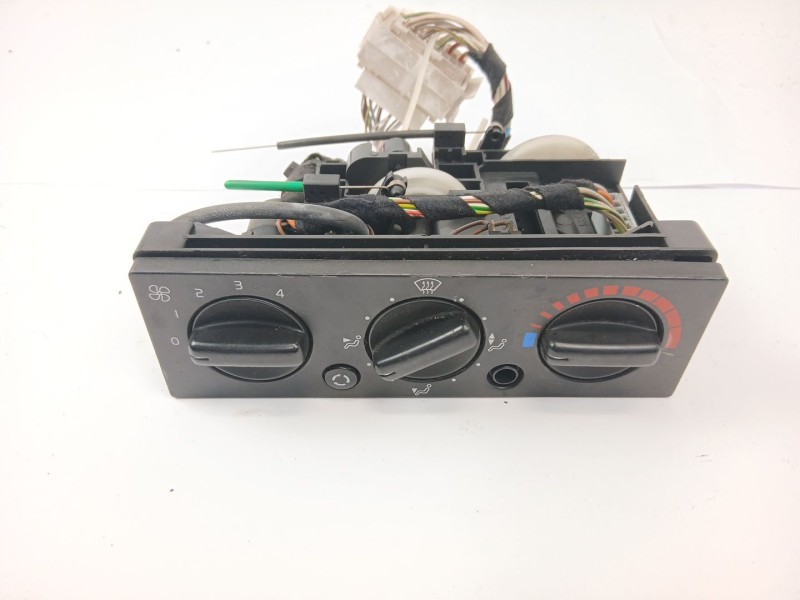 Recambio de mando calefaccion / aire acondicionado para volvo 460 (464) 1.8 referencia OEM IAM 532524011A  
