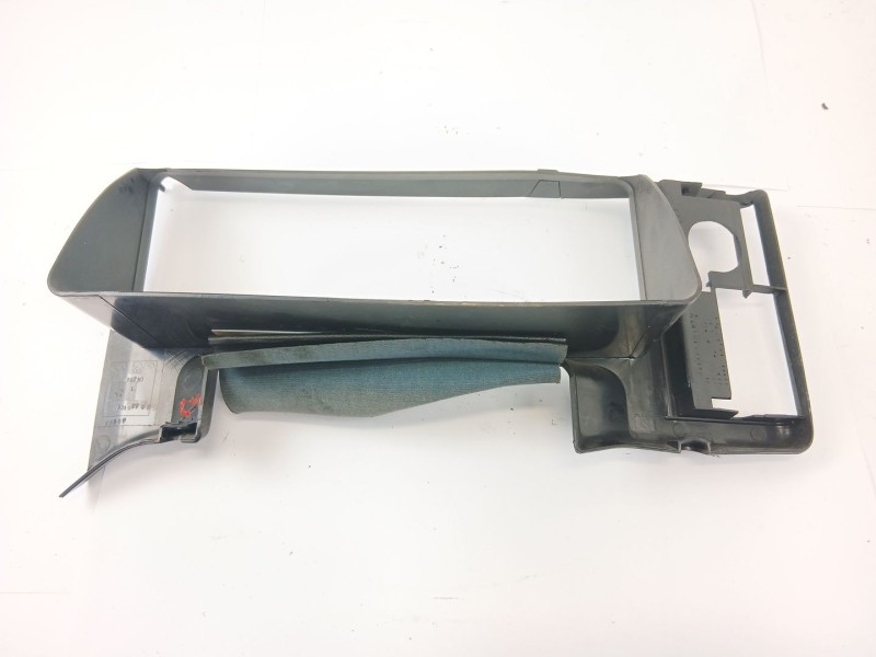 Recambio de molduras delanteras para volvo 460 (464) 1.8 referencia OEM IAM 90431977  