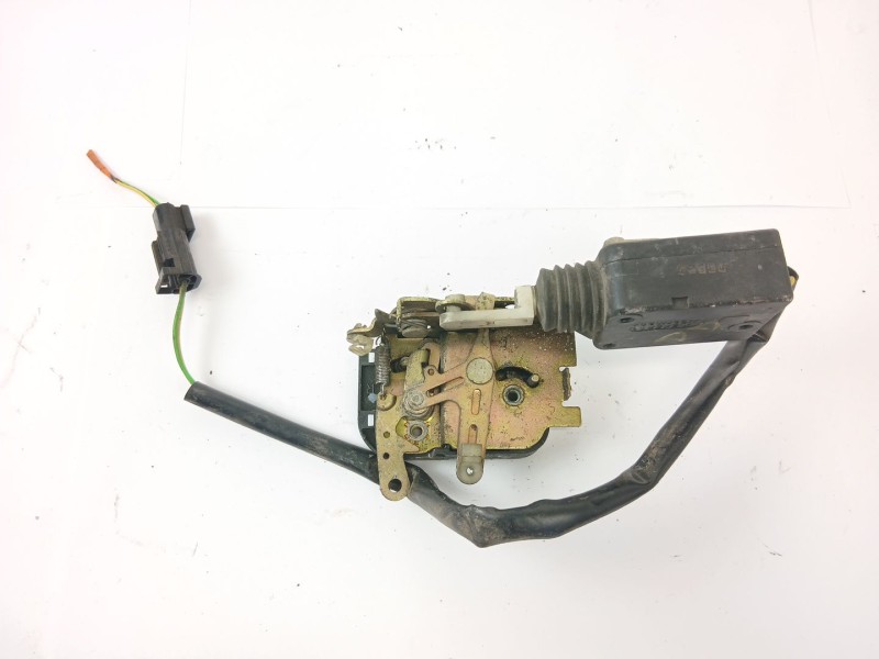 Recambio de cerradura puerta delantera derecha para volvo 460 (464) 1.8 referencia OEM IAM   