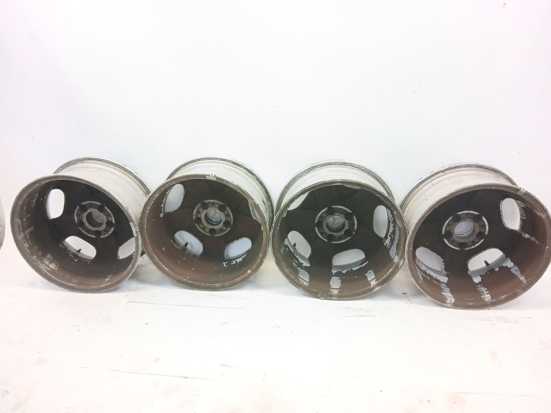 Recambio de juego llantas para mercedes-benz clase clk coupe (bm 208) 2.3 230 compressor (208.347) referencia OEM IAM 2084010102