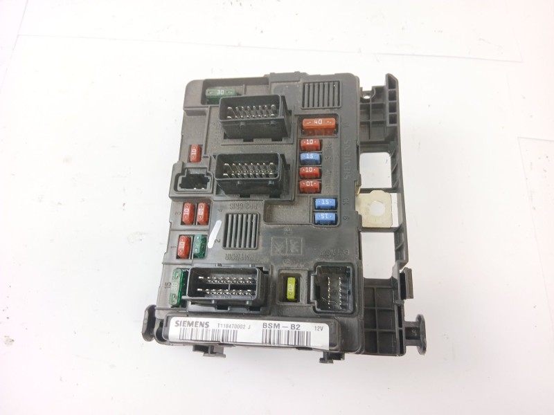 Recambio de caja reles / fusibles para peugeot partner monospace (5_, g_) 1.9 d referencia OEM IAM 965061858000  