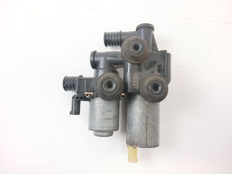 Recambio de bomba agua de calefaccion para bmw 3 compact (e46) 320 td referencia OEM IAM 64118369807  