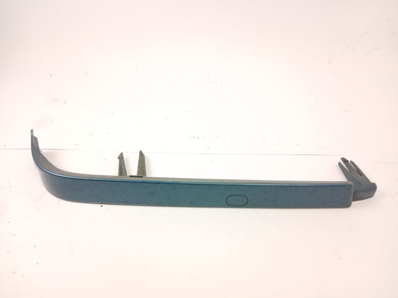 Recambio de moldura para volvo 460 (464) 1.8 referencia OEM IAM   