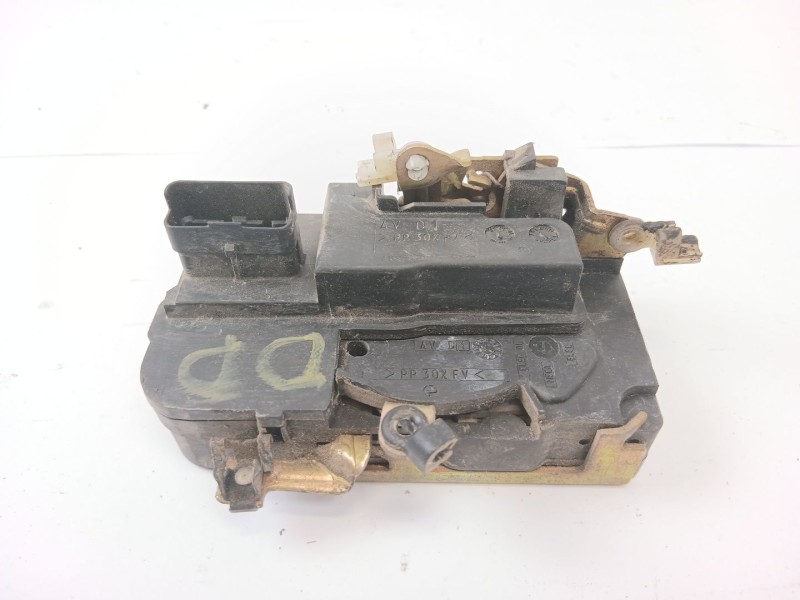 Recambio de cerradura puerta delantera derecha para peugeot partner monospace (5_, g_) 1.9 d referencia OEM IAM   