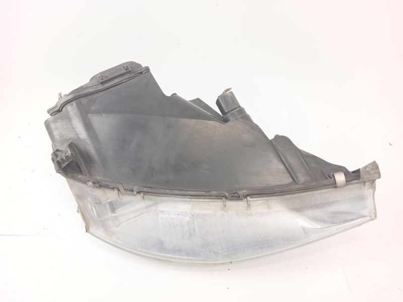 Recambio de faro izquierdo para ford focus sedán (dfw) 1.6 16v referencia OEM IAM XS4X13006AE  