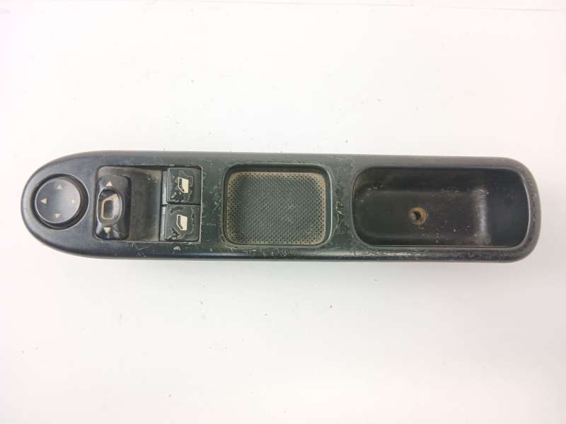 MANDO ELEVALUNAS DELANTERO IZQUIERDO 96351622XT 