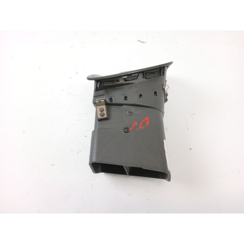 Recambio de rejilla del aire delantera izquierdo para opel insignia berlina edition referencia OEM IAM 13321919  