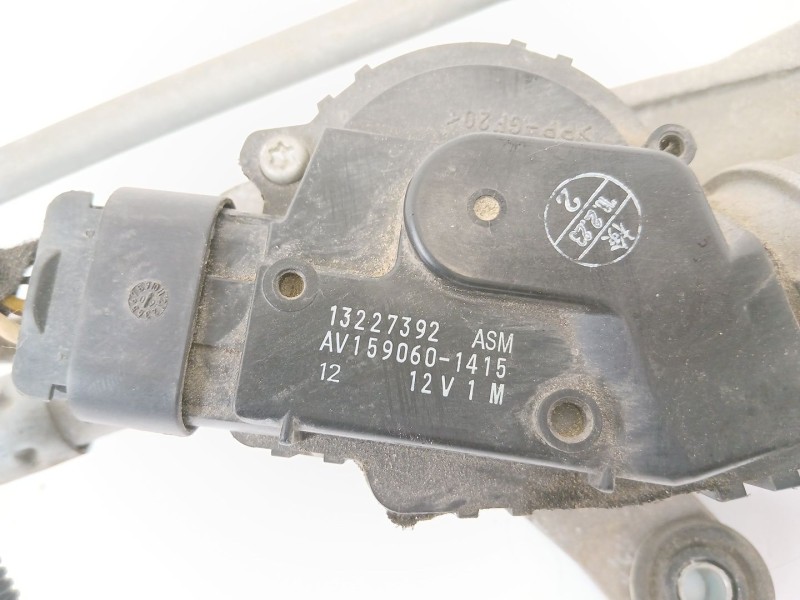 Recambio de motor limpia delantero para opel insignia berlina edition referencia OEM IAM 13227392  