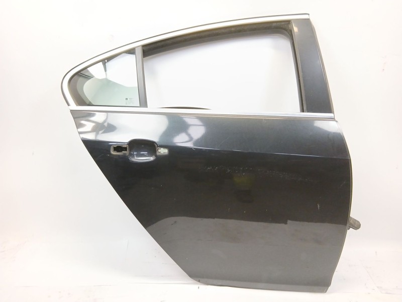 Recambio de puerta trasera derecha para opel insignia berlina edition referencia OEM IAM   