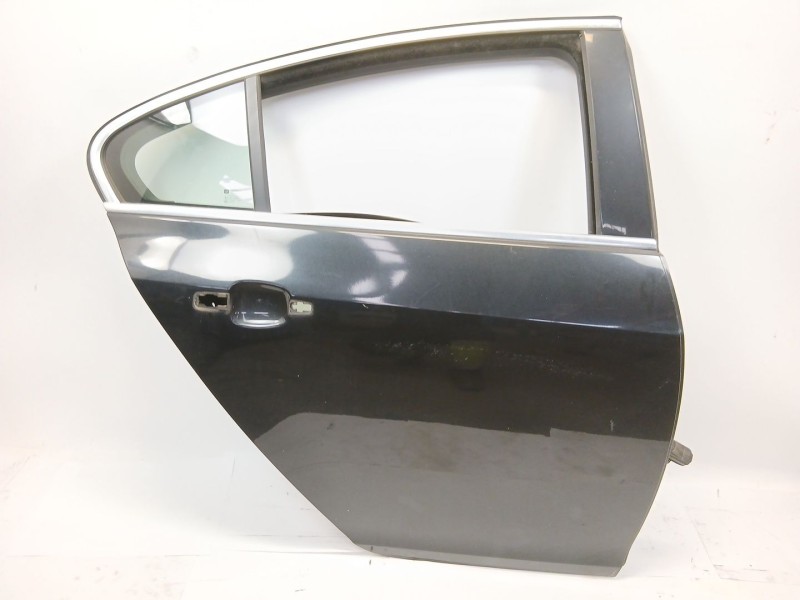 Recambio de puerta trasera derecha para opel insignia berlina edition referencia OEM IAM   